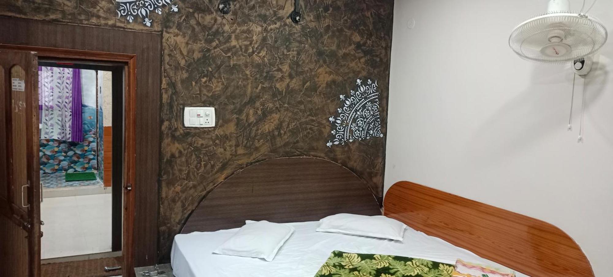 New Hotel Rajvihar Пачмарай Экстерьер фото